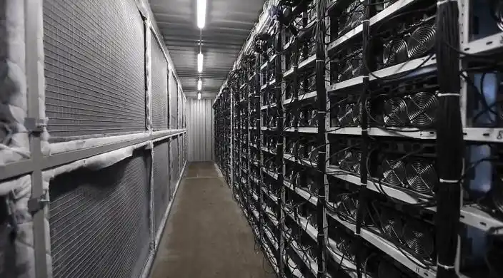Large-scale European mining farm with renewable energy sources