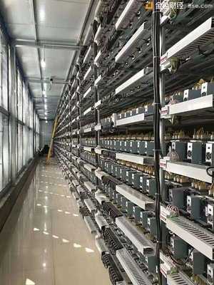 Modern mining farm with geothermal energy-powered infrastructure